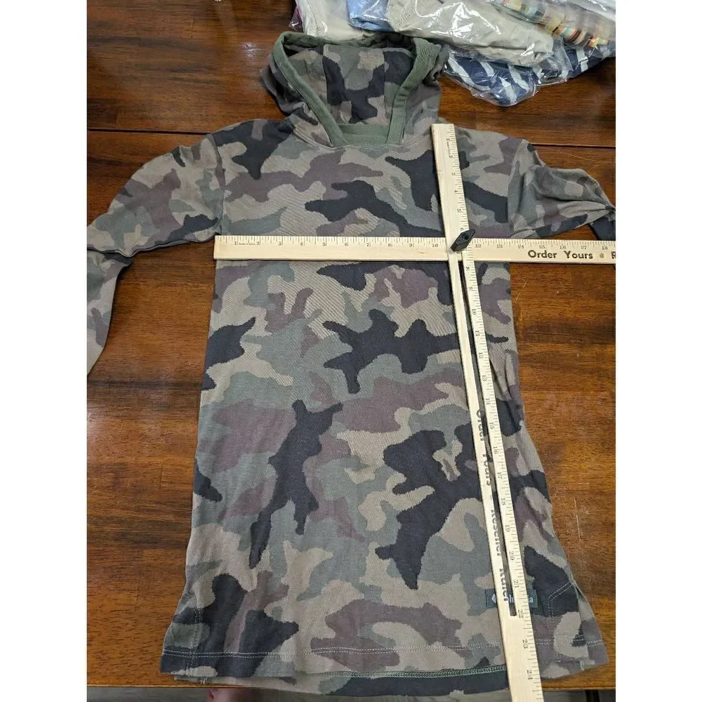 COLUMBIA Shirt Green Camo with Hoodie Youth Medium